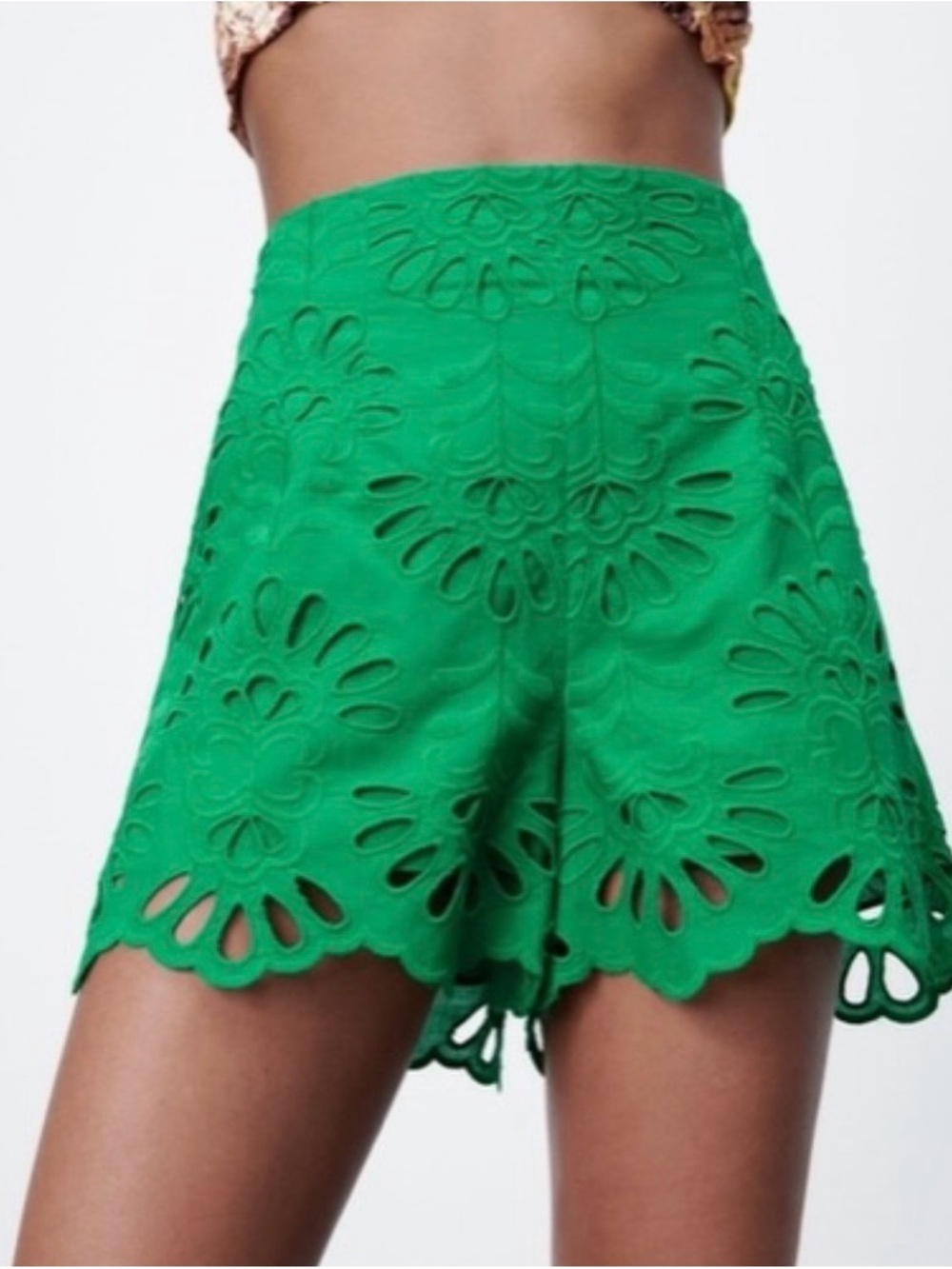Zara Bright Green High-Waist Laser-Cut Women's Shorts